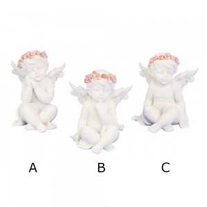 Angel sitting with roses 7,5 cm